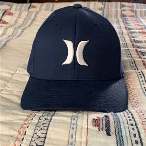 L-XL Hurley Flexfit Hat